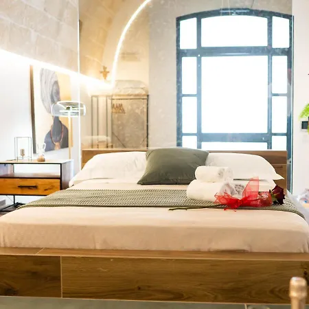 Gasthuis Leaves' Monopoli